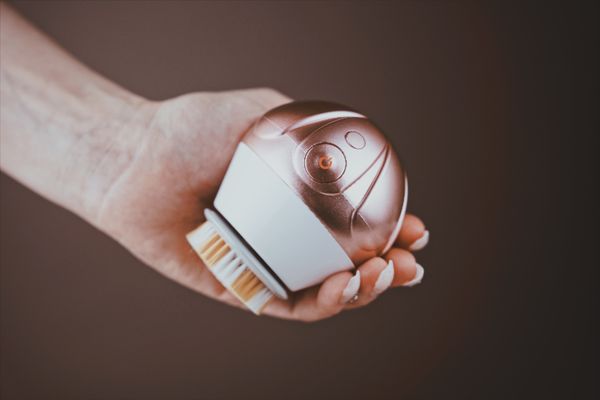 5 Benefits of Facial Cleansing Brushes